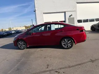 Nissan Versa 2025 SV Sedán de 4 puertas