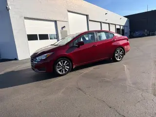 Nissan Versa 2025 SV Sedán de 4 puertas