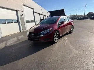 Nissan Versa 2025 SV Sedán de 4 puertas