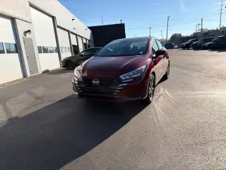 Nissan Versa 2025 SV Sedán de 4 puertas
