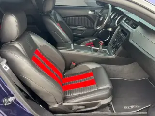 Ford Shelby GT500 2011 2dr Coupe