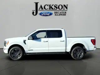 Ford F-150 2023 4x4 XLT 4d SuperCrew 5.5 ft. SB