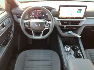 Ford Explorer 2026 AWD ST-Line SUV de 4 puertas