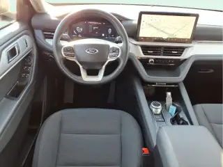 Ford Explorer 2025 AWD Active 4dr SUV