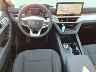Ford Explorer 2026 AWD Active 4dr SUV
