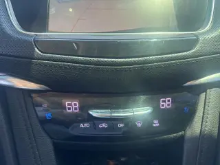 Cadillac XT5 2019 Premium Luxury 4dr SUV