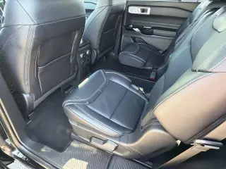 Ford Explorer 2023 AWD ST 4dr SUV