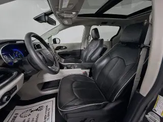 Chrysler Pacifica 2023 Limited 4dr Mini-Van