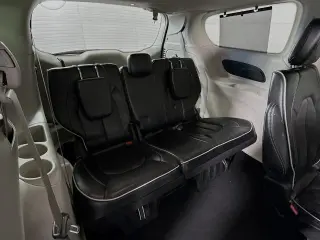 Chrysler Pacifica 2023 Limited 4dr Mini-Van