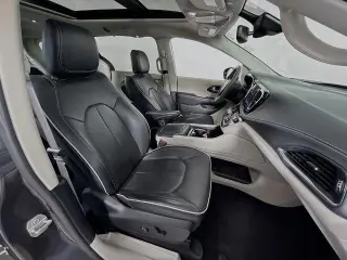 Chrysler Pacifica 2023 Limited 4dr Mini-Van