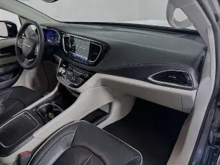 Chrysler Pacifica 2023 Limited 4dr Mini-Van
