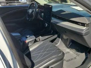 Ford Mustang Mach-E 2023 Select 4dr SUV