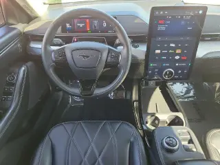 Ford Mustang Mach-E 2023 Select 4dr SUV