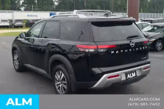 Nissan Pathfinder 2025 AWD SL SUV 4 puertas
