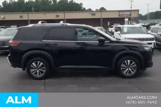 Nissan Pathfinder 2025 AWD SL SUV 4 puertas