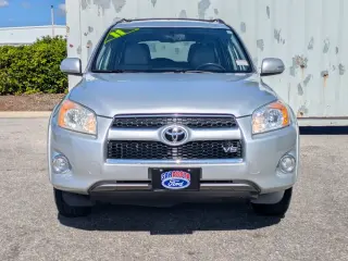 Toyota RAV4 2011 4x4 Limited 4dr SUV V6