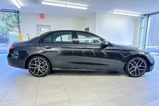 Mercedes-Benz Clase E 2022 tracción total E 450 4MATIC 4dr Sedán