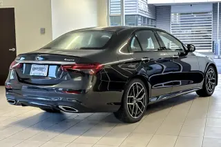Mercedes-Benz Clase E 2022 tracción total E 450 4MATIC 4dr Sedán