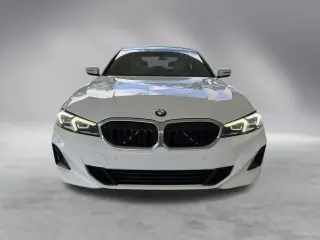 BMW Serie 3 2024 330i Sedán 4 puertas