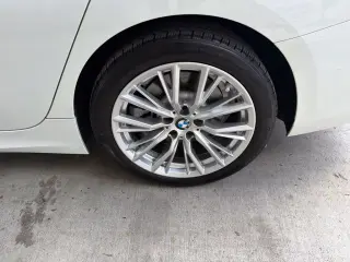 BMW Serie 3 2024 330i Sedán 4 puertas