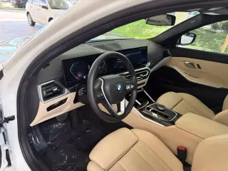 BMW Serie 3 2024 330i Sedán 4 puertas