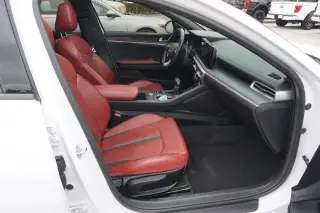 Kia K5 2022 GT-Line 4dr Sedán