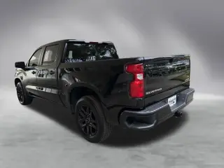 Chevrolet Silverado 1500 2023 4x2 Custom 4dr Crew Cab 5.8 ft. SB