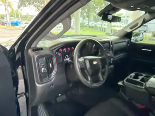 Chevrolet Silverado 1500 2023 4x2 Custom 4dr Crew Cab 5.8 ft. SB