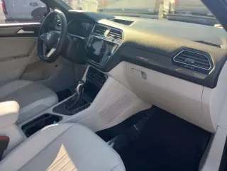 Volkswagen Tiguan 2024 SE R-Line Black 4dr SUV