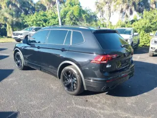 Volkswagen Tiguan 2024 SE R-Line Black 4dr SUV