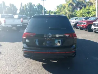 Volkswagen Tiguan 2024 SE R-Line Black 4dr SUV