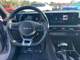 Kia K5 2025 GT-Line 4dr Sedán
