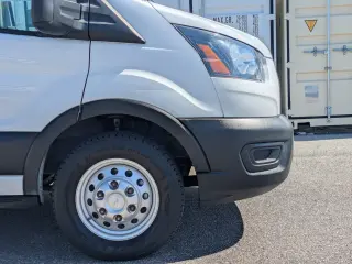Ford Transit 2023 4WD 250 3 puertas LWB Tetra Alto Furgón de carga