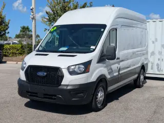 Ford Transit 2023 4WD 250 3 puertas LWB Tetra Alto Furgón de carga