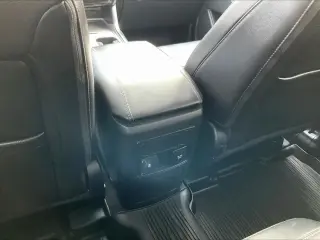 Ford Explorer 2022 con tracción en las cuatro ruedas limitada 4dr SUV