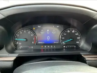 Ford Explorer 2022 con tracción en las cuatro ruedas limitada 4dr SUV