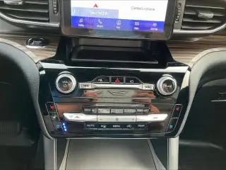 Ford Explorer 2022 con tracción en las cuatro ruedas limitada 4dr SUV