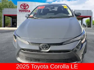 Toyota Corolla 2025 LE sedán 4 puertas