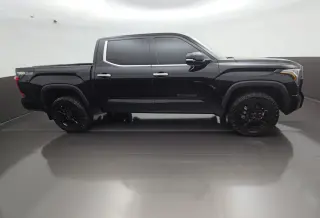Toyota Tundra 2023 4x4 Limitado 4dr Cabina CrewMax Pickup SB