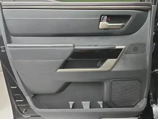 Toyota Tundra 2023 4x4 Limitado 4dr Cabina CrewMax Pickup SB
