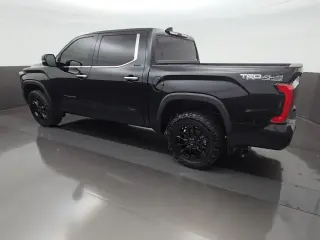 Toyota Tundra 2023 4x4 Limitado 4dr Cabina CrewMax Pickup SB