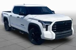 Toyota Tundra 2023 4x4 SR5 4dr CrewMax Cab Pickup SB