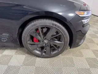 Genesis G70 2023 3.3T Standard 4dr Sedán