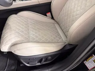 Genesis G70 2023 3.3T Standard 4dr Sedán