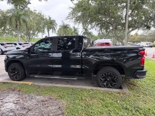 Chevrolet Silverado 1500 2023 4x2 Custom 4dr Crew Cab 5.8 ft. SB