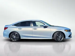 Honda Civic 2023 Touring Sedán de 4 puertas
