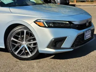 Honda Civic 2023 Touring Sedán de 4 puertas