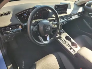 Honda Civic 2023 Touring Sedán de 4 puertas