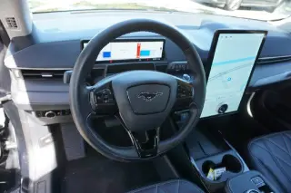 Ford Mustang Mach-E 2024 Select 4dr SUV