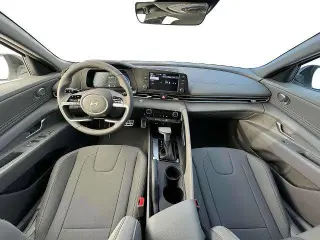 Hyundai ELANTRA 2025 SEL Sport 4dr Sedán